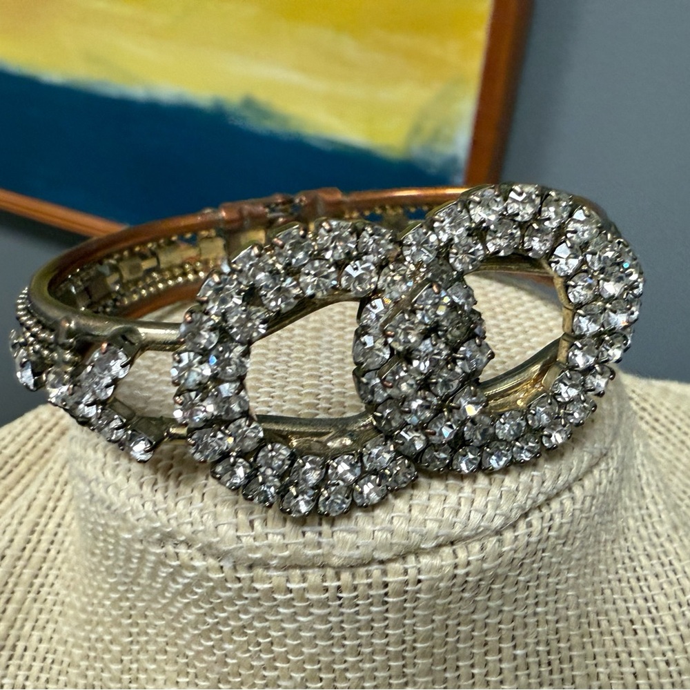 VTG Rhinestone Clamper Cuff Bracelet Silver Tone Open Link Circles High Sparkle